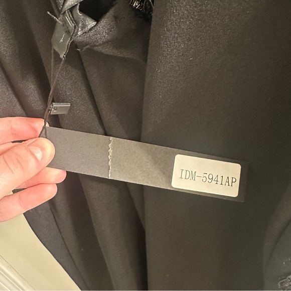 NWT Elegant Long Black Formal Symphony Dress with Deep V-Neck and Lace Detailing - Picture 6 of 11